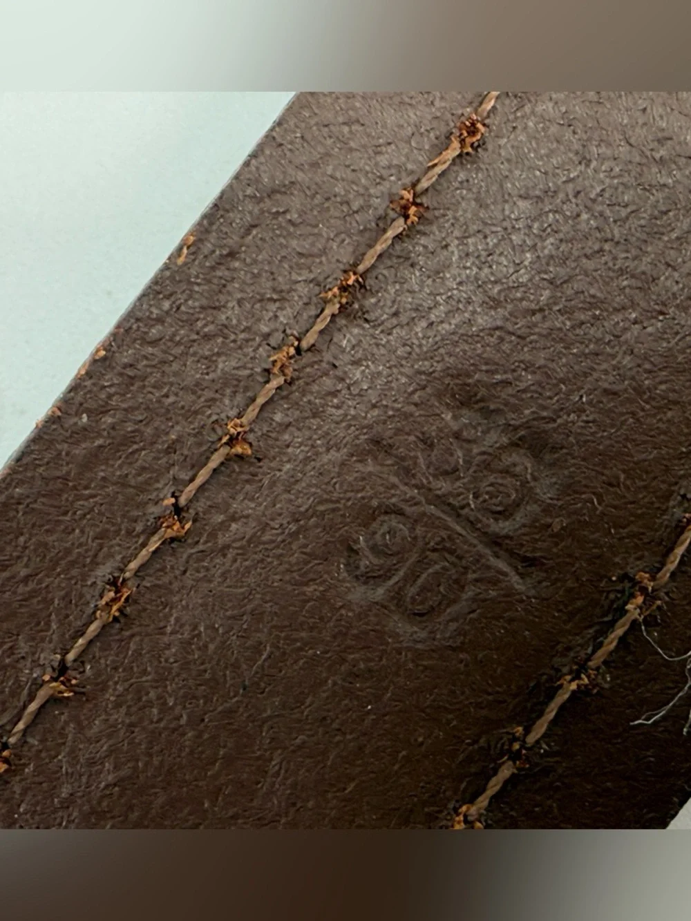 Chaps Vintage Brown Leather Belt 36‎